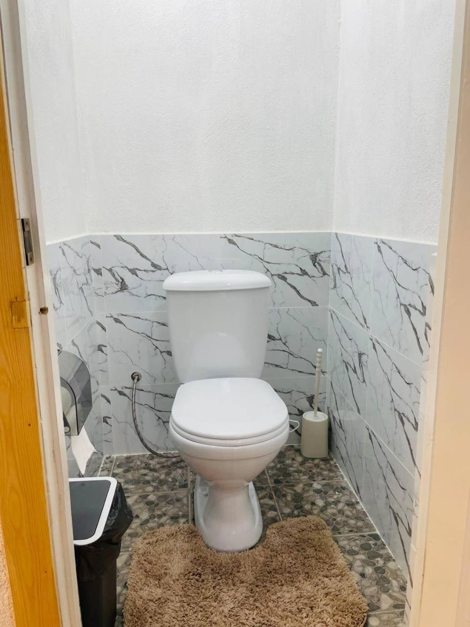 Guest House Amirhan Bokonbayevo Экстерьер фото